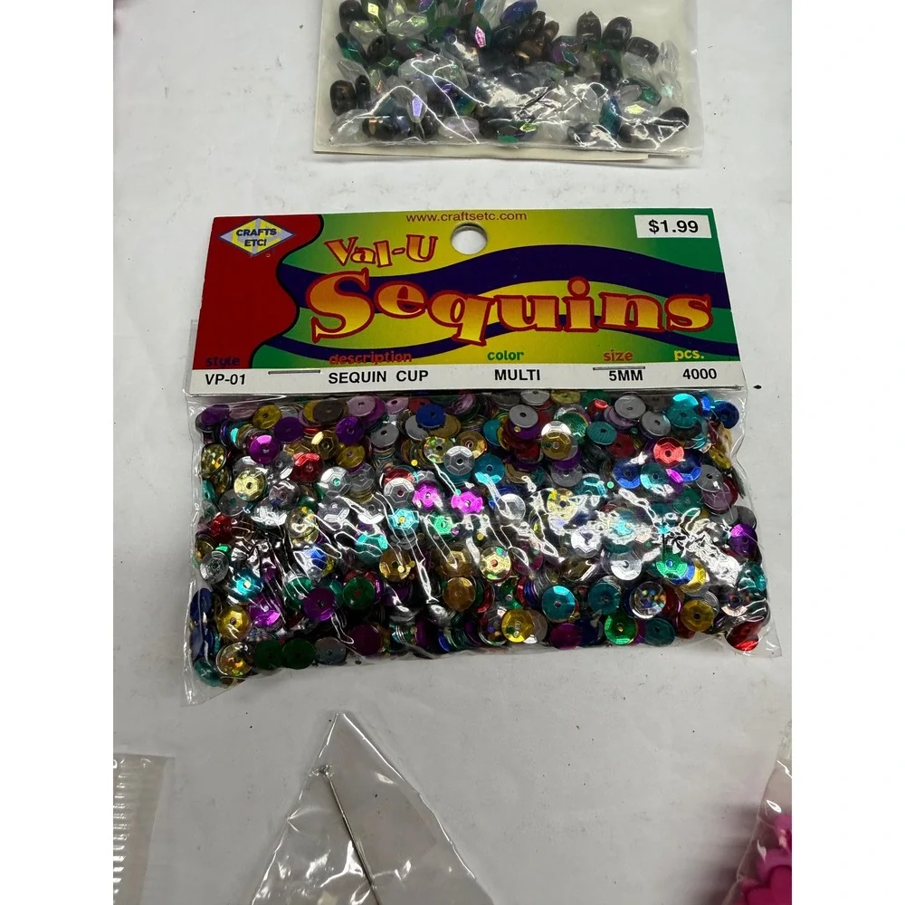 Mixed Craft Lot The Beadery Tri-Beads Glass Foil Beads Sequins Novelty Buttons